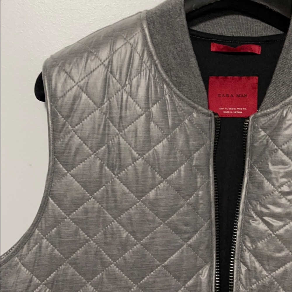Vest - Picture 2 of 2